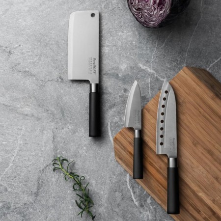 Berghoff Essentials Orient Delikli Santoku Bıçağı 17 Cm 1301079